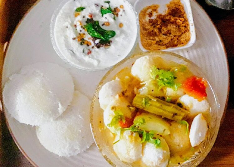 How to Make Soft Idlis at Home Soft, spongy and fluffy idlis