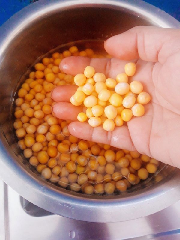 Take the cup of white peas in a bowl and wash nicely. Soak it in approx. 1½ cups water for 4 hours or overnight as I did.