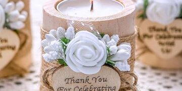 How to Choose Custom Wedding Favors Your Guests Will Keep