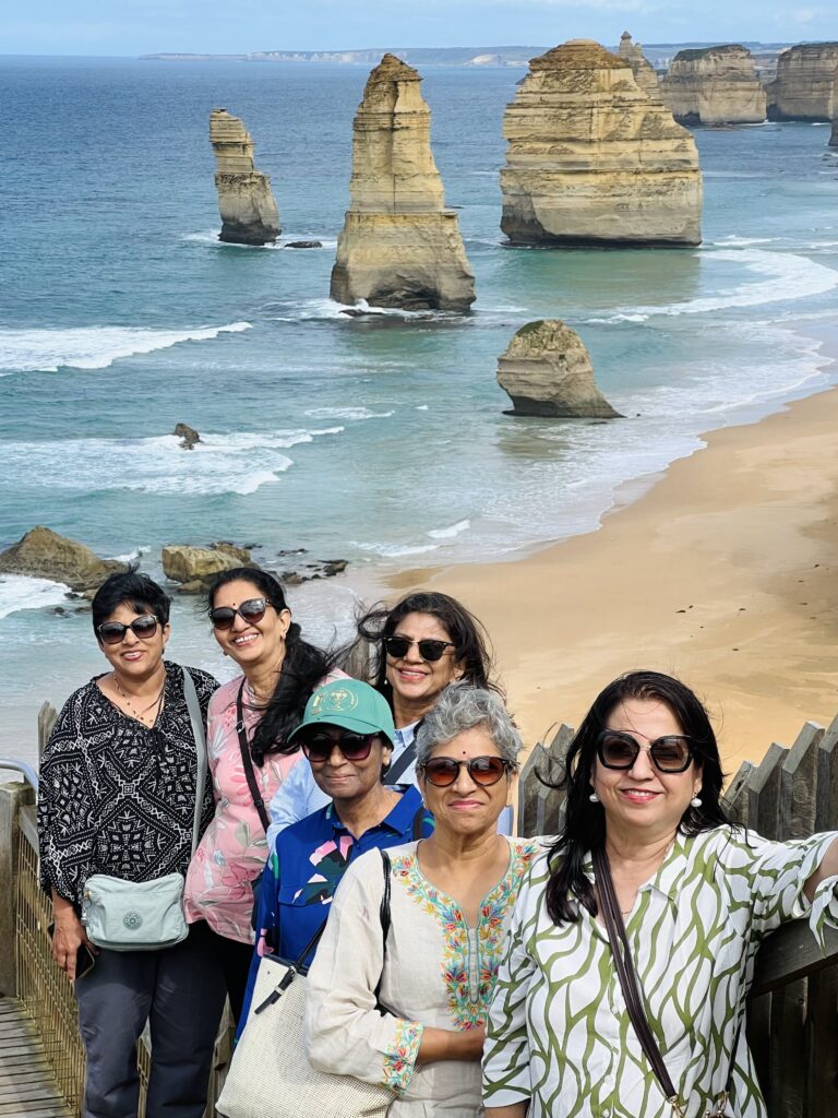 12 Apostles in the backdrop for our Girl Gang